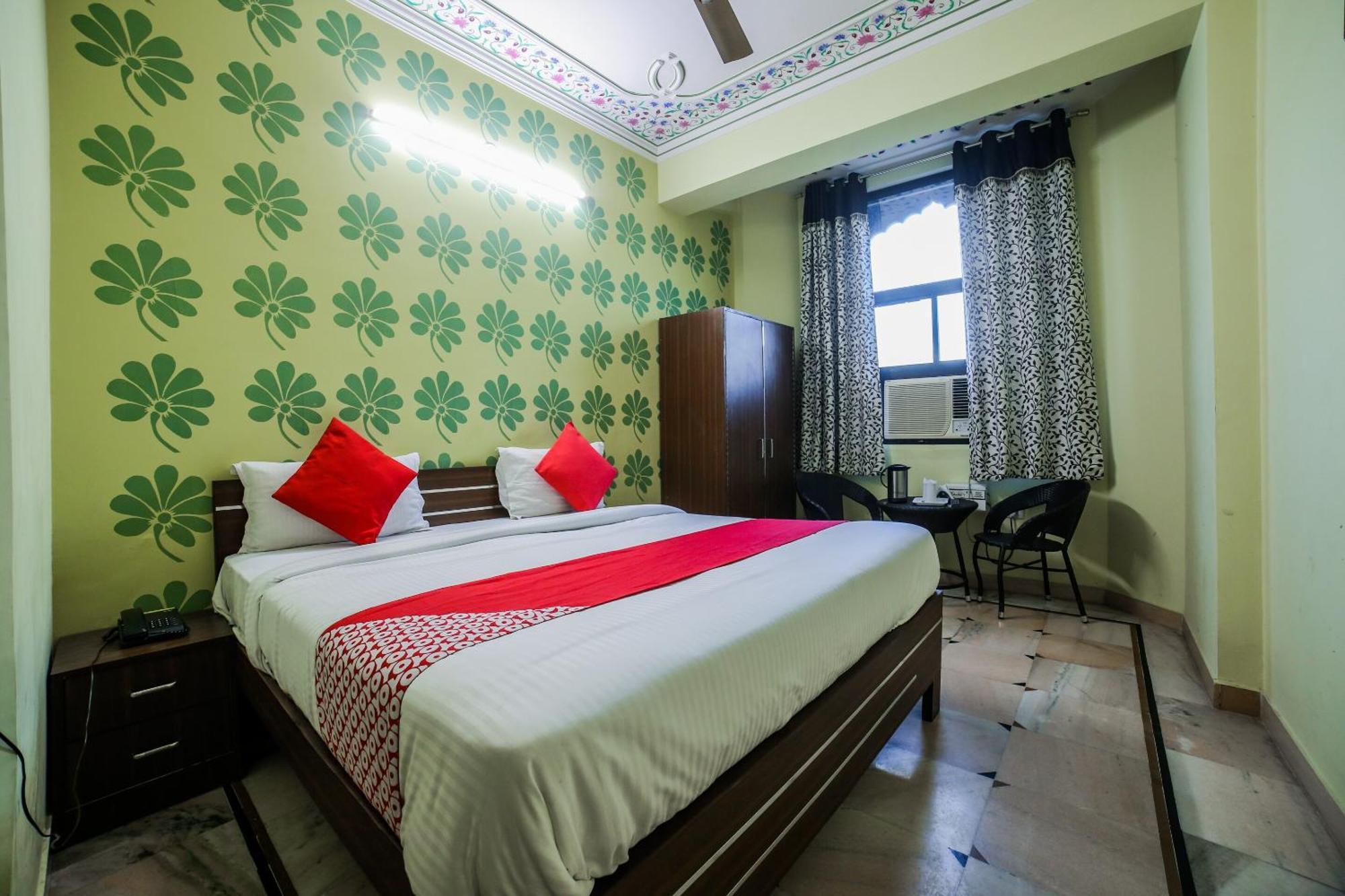 Collection O 36316 Hotel White Palace Džajpur Exteriér fotografie